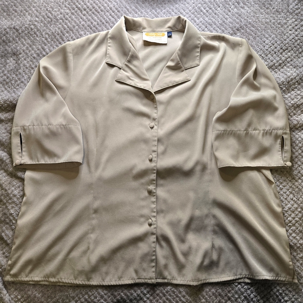 Vintage Tilley Silk Oversized Travel-Wear Safari Beige Button-Up Blouse